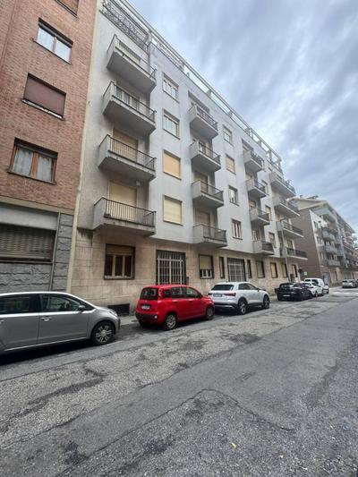 Casa dante vicino metropolitana