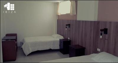 Hotel Ibiza Camaná