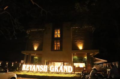 Hotel Reyansh Grand Boisar