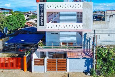 Movietelle by RedDoorz