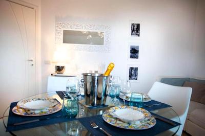 Mediterranean Apartment Pool & Parking