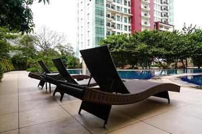 Comfort and Elegant 2BR at Woodland Park Residence Apartment By Travelio