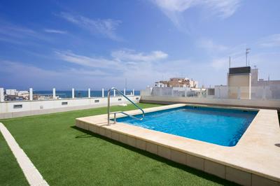 rentafive - Terraza- Piscina - 2 min Playa