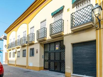 H2M Feijoo close to city center in a quiet area