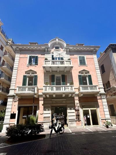 Casa Bent