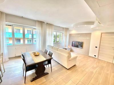 Milano Bocconi Home elegante e spaziosa per gruppi e famiglie