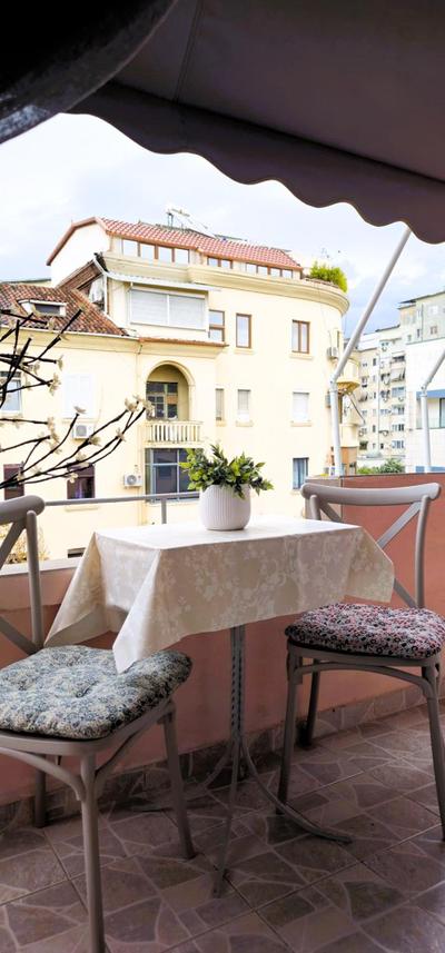 Papu's Home, City Center 2BR Apt