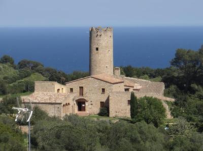 Precioso Duplex en Begur con vistas al mar