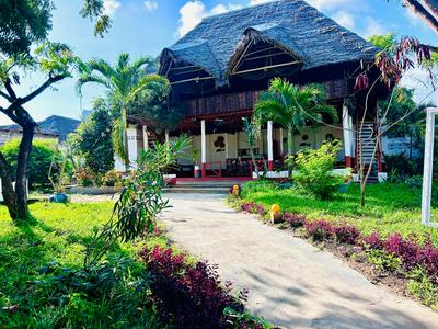 The Tropinest bungalow