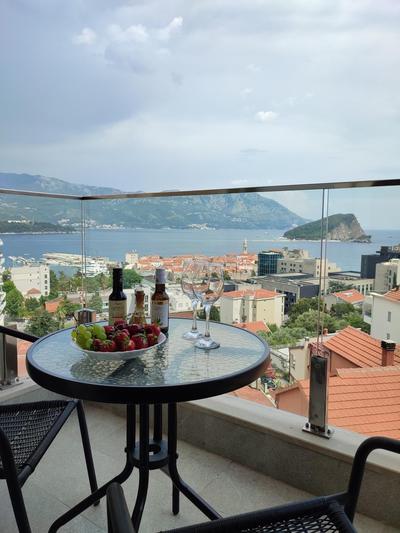 Status-M Apartments Jelushich