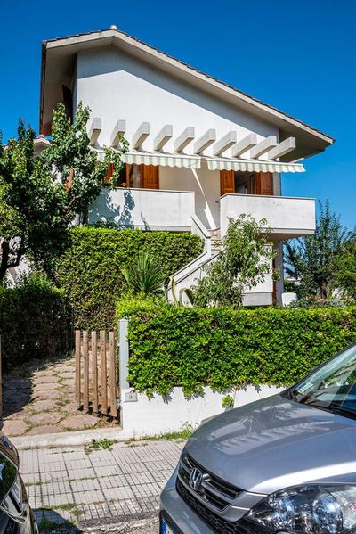 M371 - Marcelli, delizioso trilocale con terrazzo