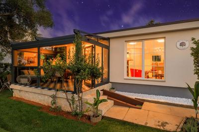 Jacaranda Cottage