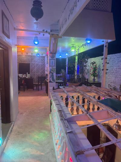 Hotel White House - A Family Homestay