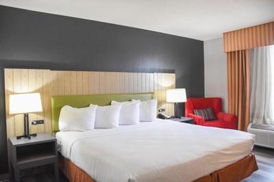 Country Inn & Suites By Radisson Bloomington-Normal West, IL