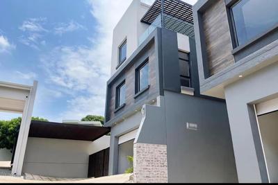 Luxury Home in Sandton photo 3