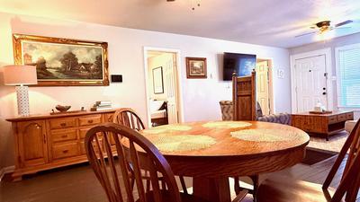 3BR Home 8 mins Fair Park, Sleeps 5