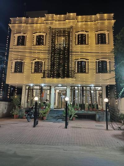 Anuja Hotel Railway Station