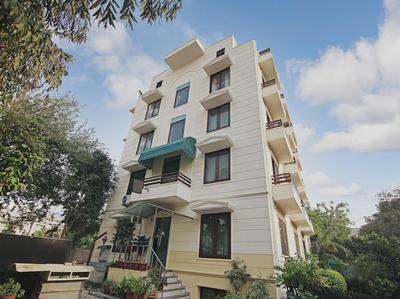 Super Capital O Tipsyy Near Aravali Biodiversity Park