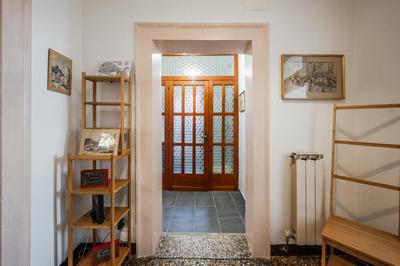 QUEEN HOME Carlotta