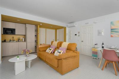 Terra by La Pita - Central Premium Apartment with Parking