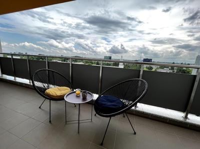 Apartment4two 3 plus EVcharger and Private parking