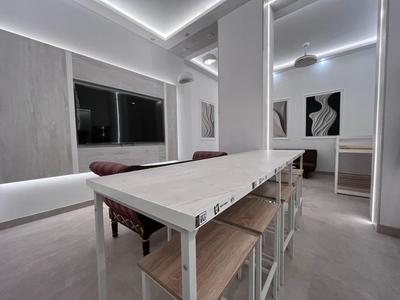 E8 Delux Plaza Mayor