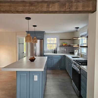 Cozy Coastal Cottage