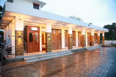 Frost Cove Resort