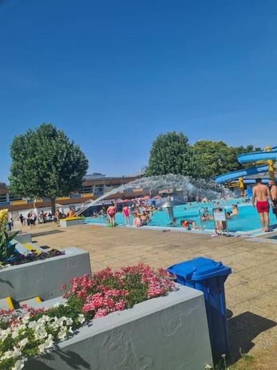 Haus mit Garten, U Bahn Nähe, gratis Parkplätze