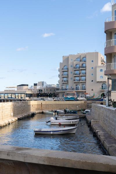 Brand New Luxurious Seafront With View Apartment - Prime Location