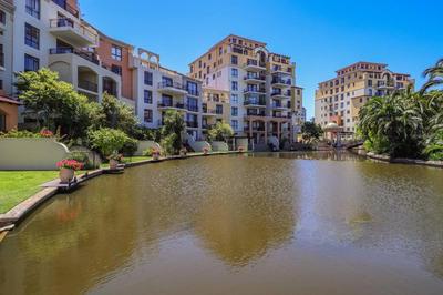 107 St Tropez Eyrie Holiday Apartments