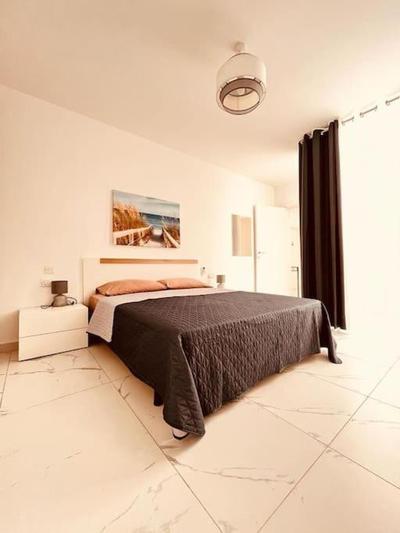 Sliema A20 - 5 mins walk to Valletta Ferry - Shopping Mall and Bay by QuickTrips