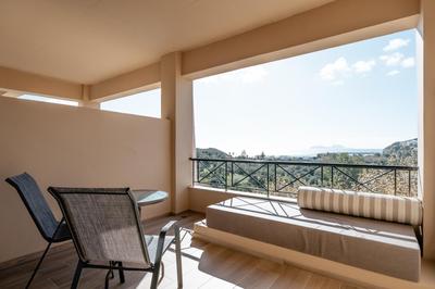 Paralos The Maxine Adults Only