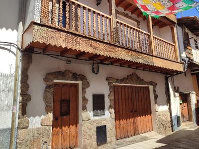 Casa Rogelio Valverde