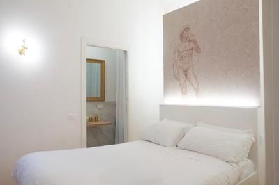 Luxury Suite 5 minutes walk from the Duomo