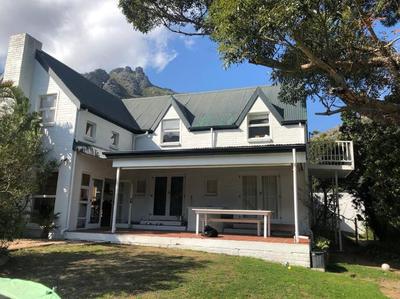 Family home, extraordinary views, newly renovated