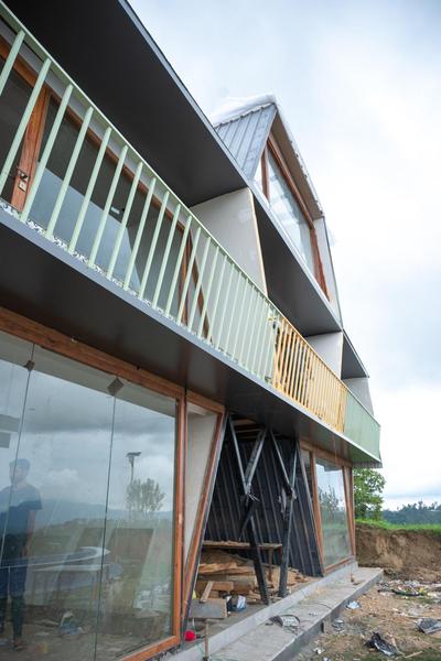 Himadvaya- The Himalayan Prism