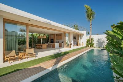 COZ Bali Boutique Villas walking distance to Padang Padang Beach