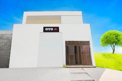 Hotel O BHIMPURI MEMORIAL HOLY STAY