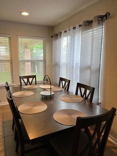Cozy Home in Spring Texas 20 minutes from IAH Airport AC Wifi Laundry
