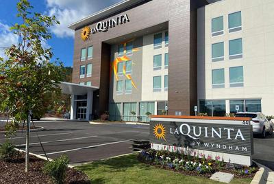 La Quinta by Wyndham Chelsea Birmingham