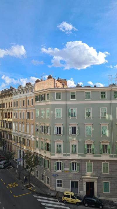 Eleonora's House