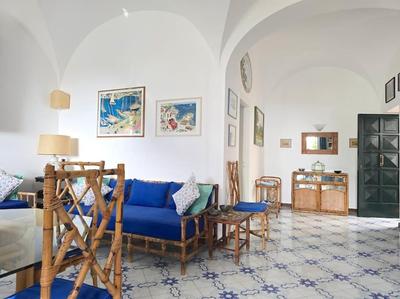 Capri Vintage House
