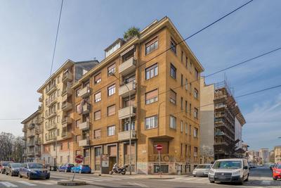 carla 15 minuti dal centro