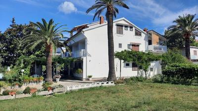 Apartments Ankica