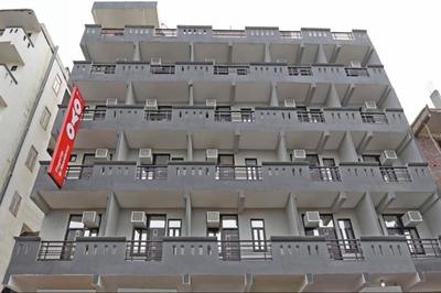 Collection O Bj Residency Near Botanic Garden Of Indian Republic