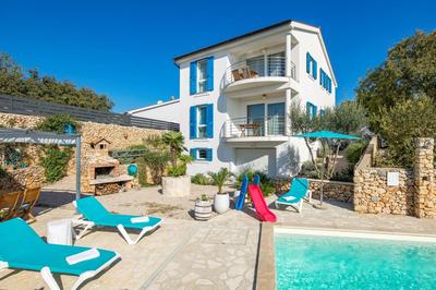 Villa ANNA-LENA with pool close to sandy beach