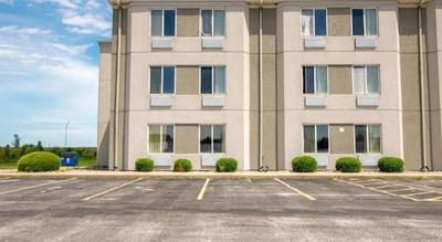 Hotel Markle IN I-69