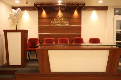 Shanthi Tourist Home