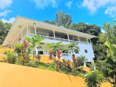 Au Lever Du Soleil Guest House Sea View